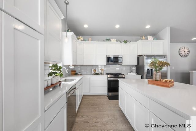 5332 CARMEL DR, Cheyenne, WY 82009