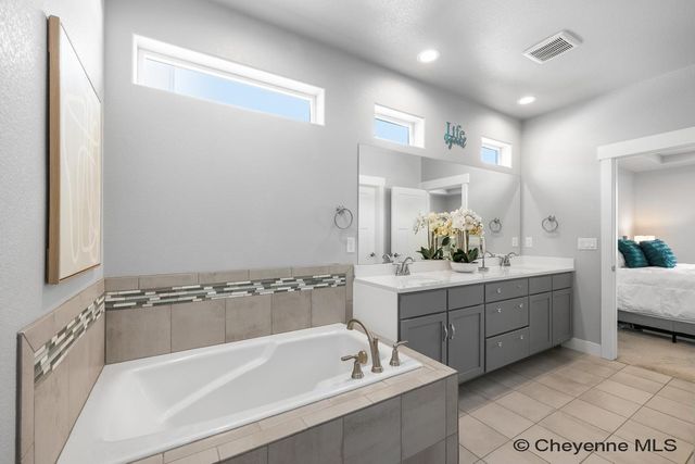 5332 CARMEL DR, Cheyenne, WY 82009