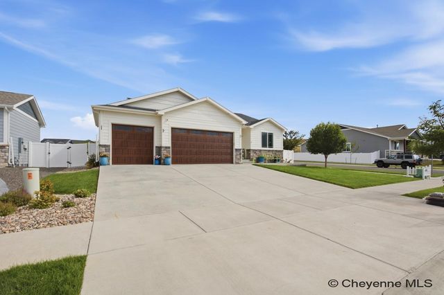5332 CARMEL DR, Cheyenne, WY 82009