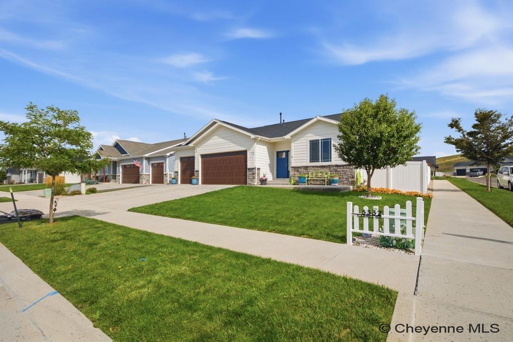 5332 CARMEL DR, Cheyenne, WY 82009