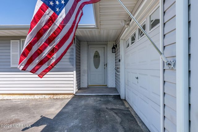3 Markham Road, Brick, NJ 08724