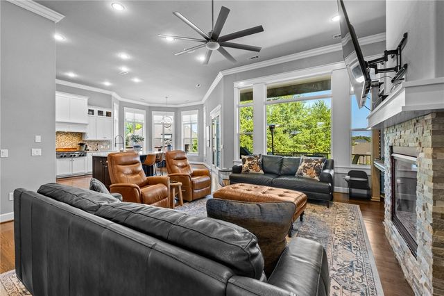 5511 S Altamonte Road, Rogers, AR 72758