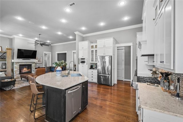 5511 S Altamonte Road, Rogers, AR 72758