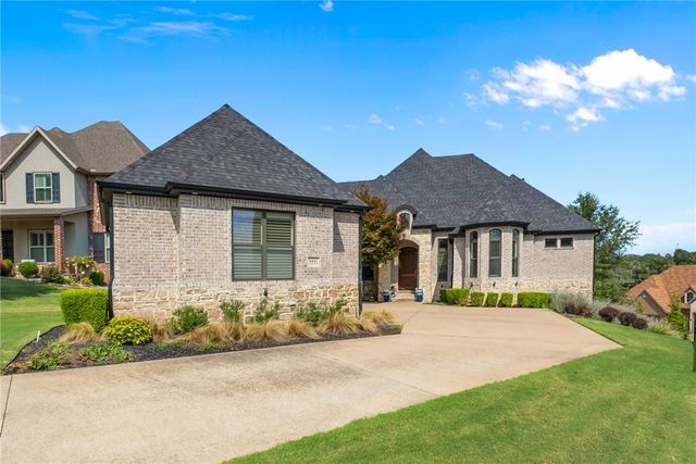 5511 S Altamonte Road, Rogers, AR 72758