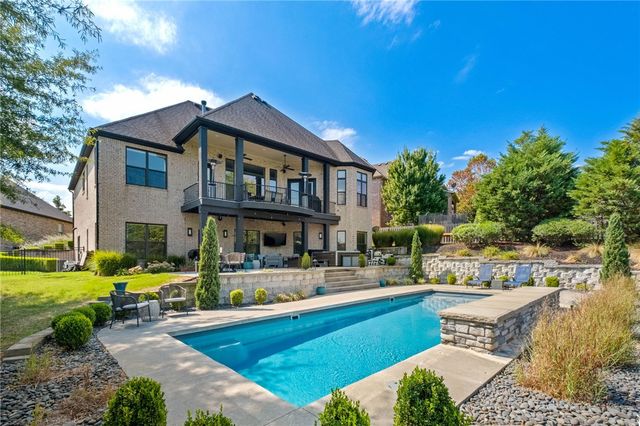 5511 S Altamonte Road, Rogers, AR 72758