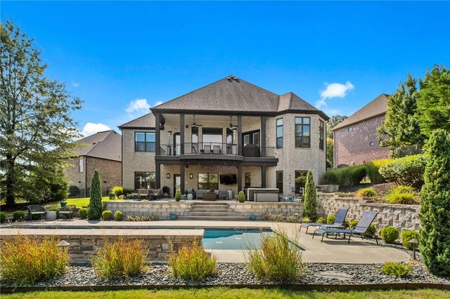 5511 S Altamonte Road, Rogers, AR 72758