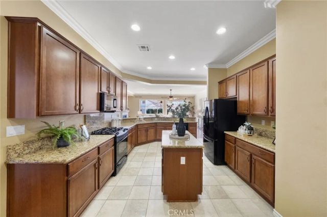 1669 Via Simpatico, Hemet, CA 92545