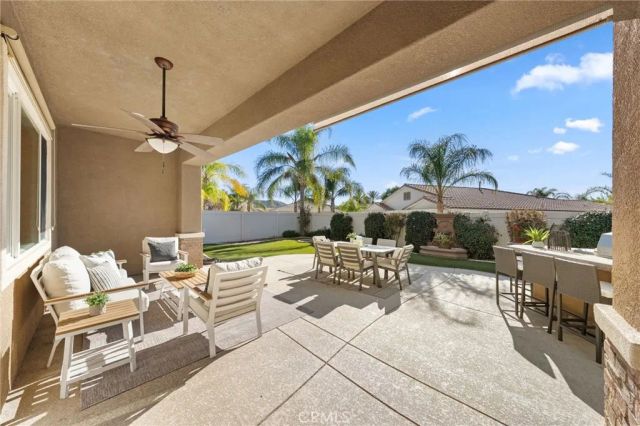 1669 Via Simpatico, Hemet, CA 92545