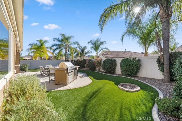 1669 Via Simpatico, Hemet, CA 92545