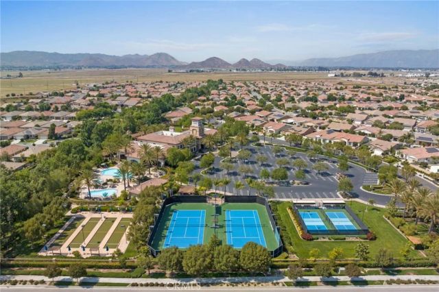 1669 Via Simpatico, Hemet, CA 92545
