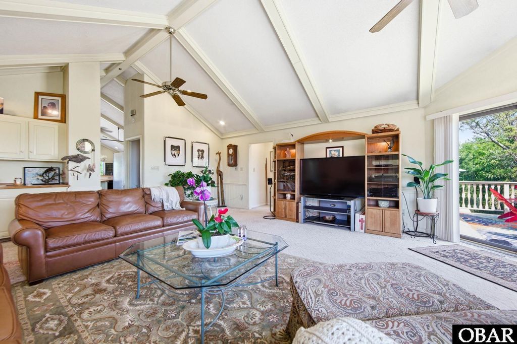 Image 12 of property listing at 4409 Seascape Drive, Kitty Hawk, NC 27949