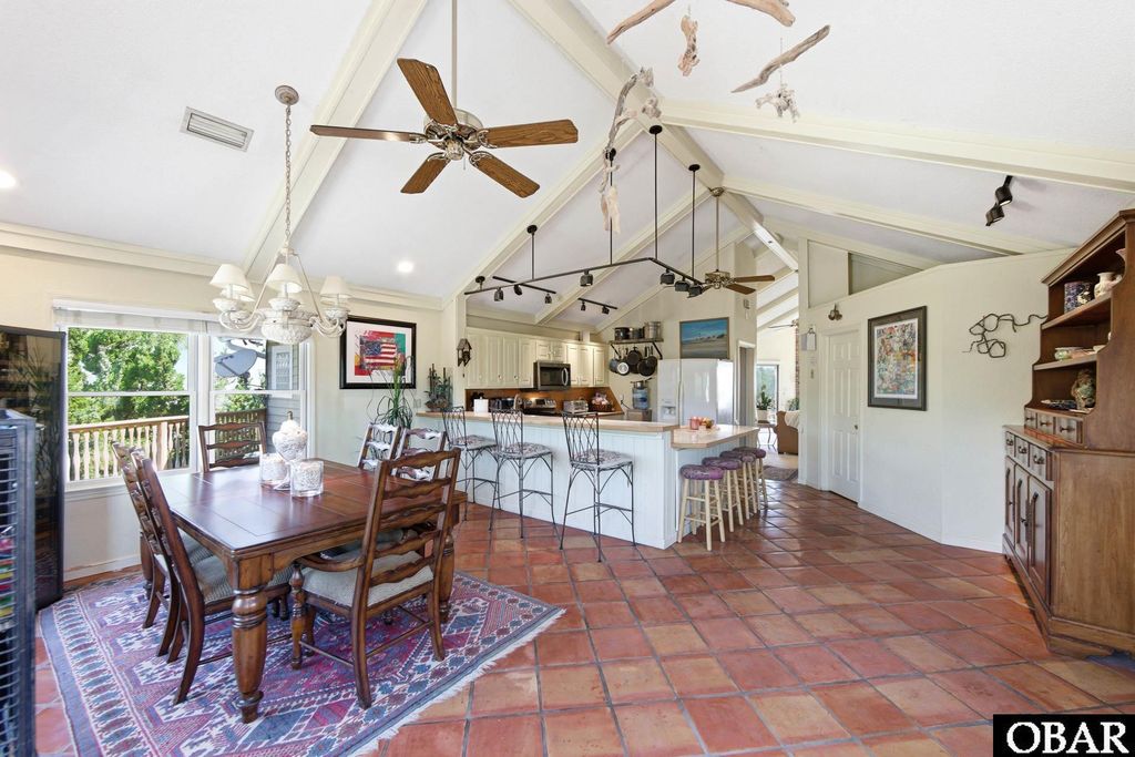 Image 14 of property listing at 4409 Seascape Drive, Kitty Hawk, NC 27949