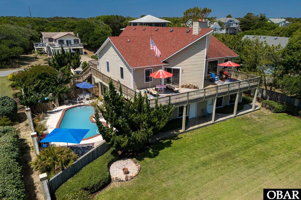 Image 3 of property listing at 4409 Seascape Drive, Kitty Hawk, NC 27949