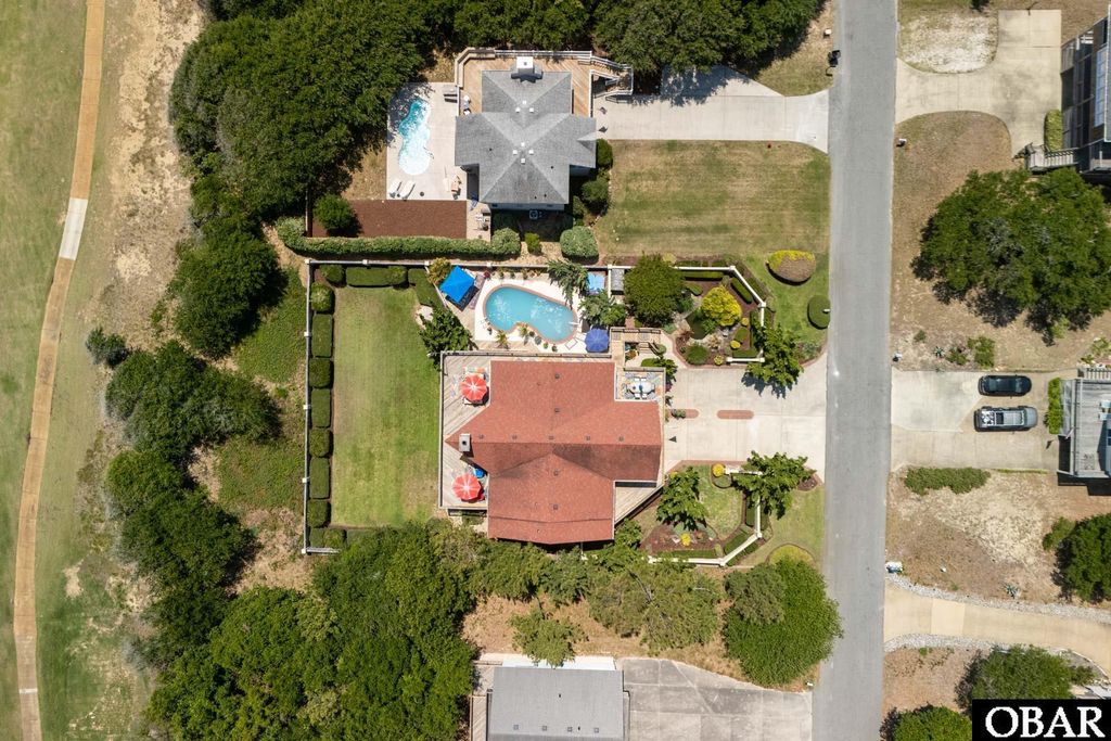 Image 7 of property listing at 4409 Seascape Drive, Kitty Hawk, NC 27949