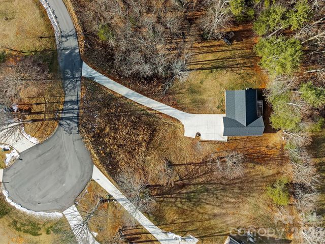 61 Sky Top View, Marshall, NC 28753