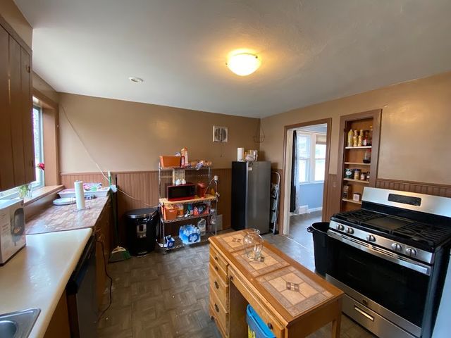 842 Flower City Park, Rochester, NY 14615