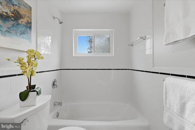 115 S IRIS ST, Alexandria, VA 22304