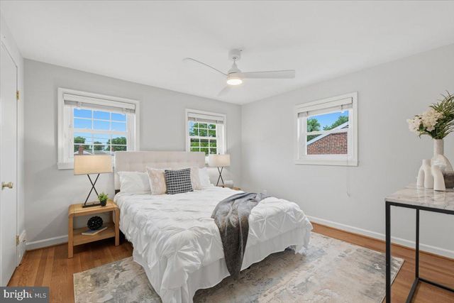 115 S IRIS ST, Alexandria, VA 22304