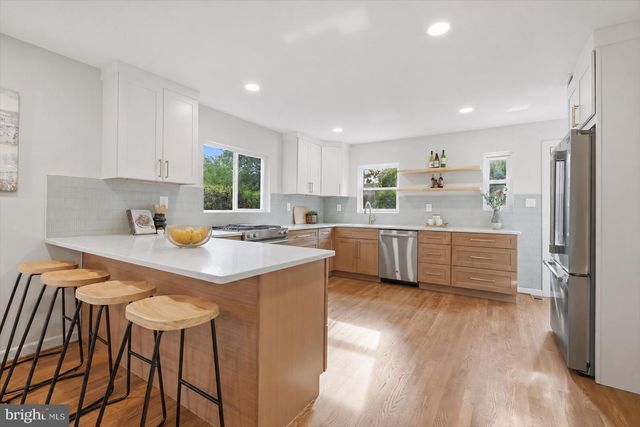 115 S IRIS ST, Alexandria, VA 22304