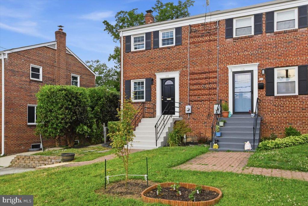 115 S IRIS ST, Alexandria, VA 22304