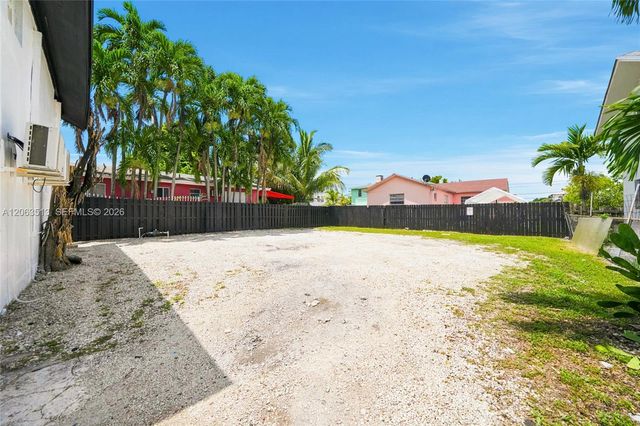 1968 NW 24th Avenue A, Miami, FL 33125