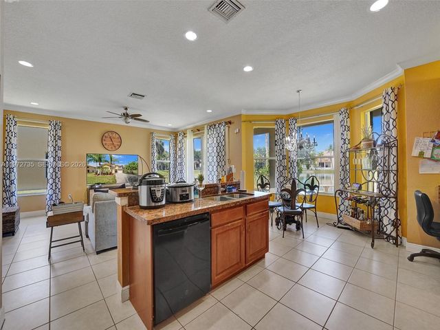 4612 SW 131st Ter, Miramar, FL 33027