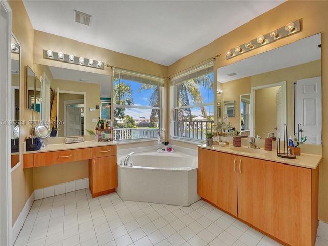 4612 SW 131st Ter, Miramar, FL 33027