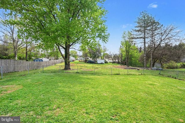 116 WILLOW DR, Shippensburg, PA 17257