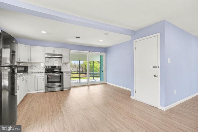 116 WILLOW DR, Shippensburg, PA 17257