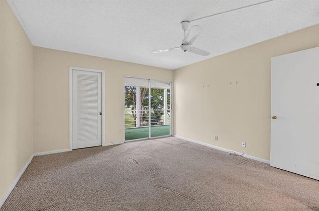 2049 Ventnor O Crescent 2049, Deerfield Beach, FL 33442
