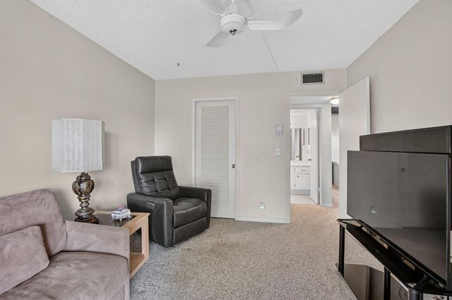 2049 Ventnor O Crescent 2049, Deerfield Beach, FL 33442