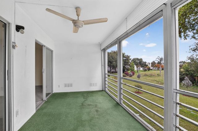 2049 Ventnor O Crescent 2049, Deerfield Beach, FL 33442