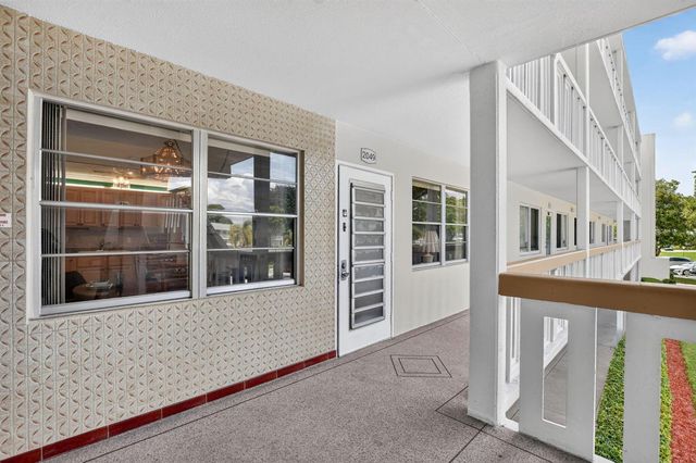 2049 Ventnor O Crescent 2049, Deerfield Beach, FL 33442