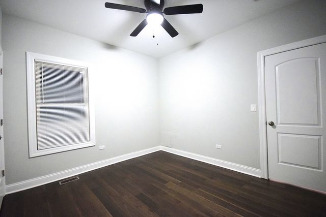 7133 S Indiana Avenue, Chicago, IL 60619