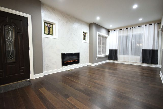 7133 S Indiana Avenue, Chicago, IL 60619