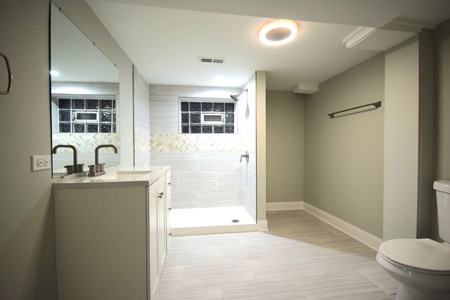 7133 S Indiana Avenue, Chicago, IL 60619