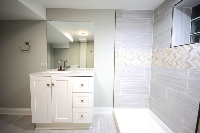 7133 S Indiana Avenue, Chicago, IL 60619