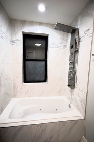 7133 S Indiana Avenue, Chicago, IL 60619