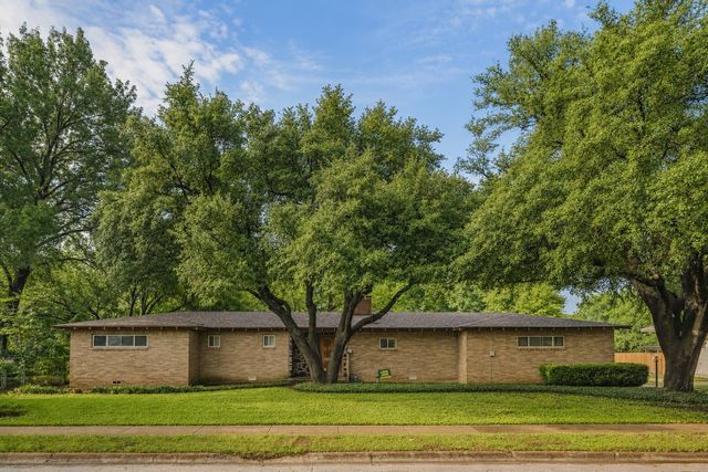 6916 Hovenkamp Avenue, Richland Hills, TX 76118