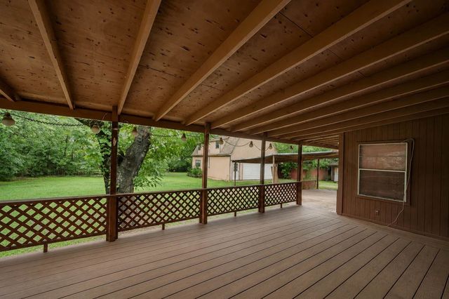 6916 Hovenkamp Avenue, Richland Hills, TX 76118