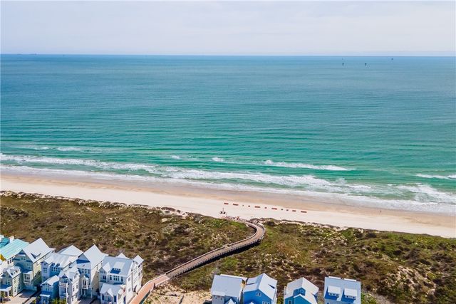 250 Tailwind Dr E, Port Aransas, TX 78373
