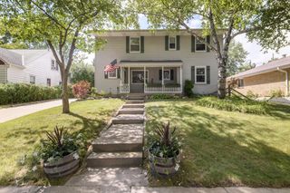 1303 S 94th STREET, West Allis, WI 53214