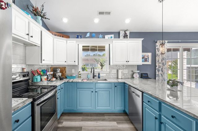 835 Inglenook Ln., Longs, SC 29568