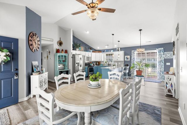 835 Inglenook Ln., Longs, SC 29568