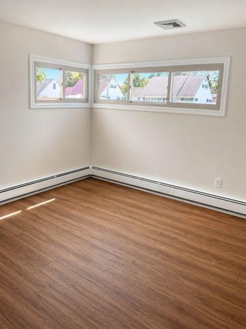 204 KENWOOD S, Levittown, PA 19055