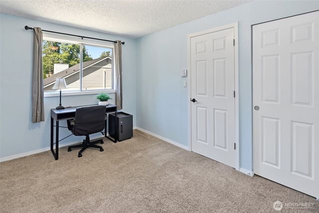 4325 152nd Street SW, Lynnwood, WA 98087