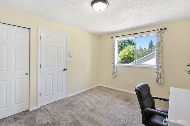 4325 152nd Street SW, Lynnwood, WA 98087