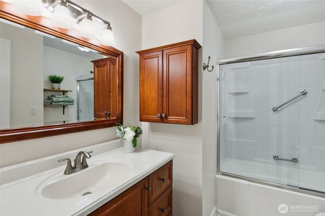 4325 152nd Street SW, Lynnwood, WA 98087