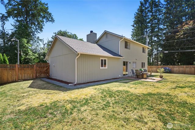 4325 152nd Street SW, Lynnwood, WA 98087