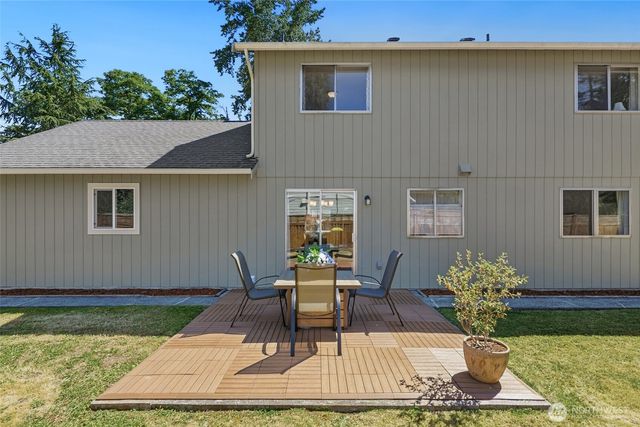 4325 152nd Street SW, Lynnwood, WA 98087